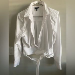 Womens white button down crop good condition